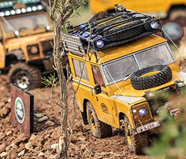 land_rover_party_2017_rc-crawler_